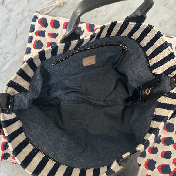 Clare V Canvas Messenger bag in navy and cream stripe. - Picture 4 of 10